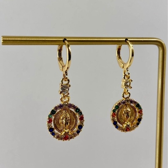 Beautiful Pair of High Quality Gold Plated French Virgencita Hoop Earrings - Picture 2 of 4